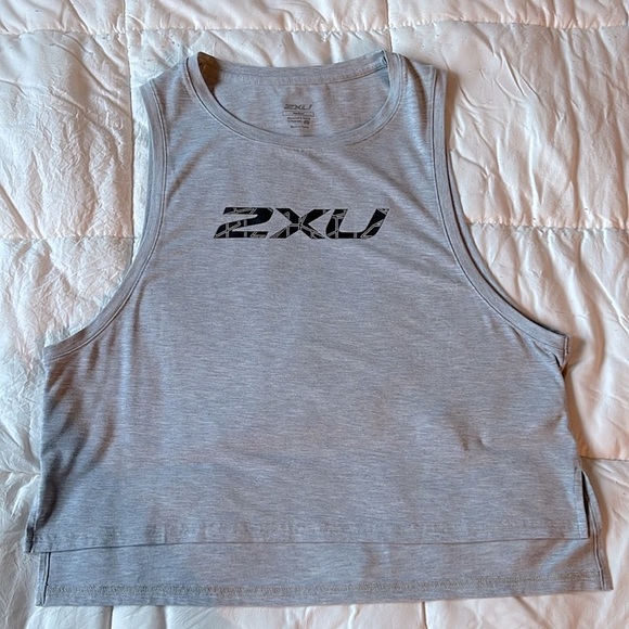 2XU Tank Top - Picture 5 of 8